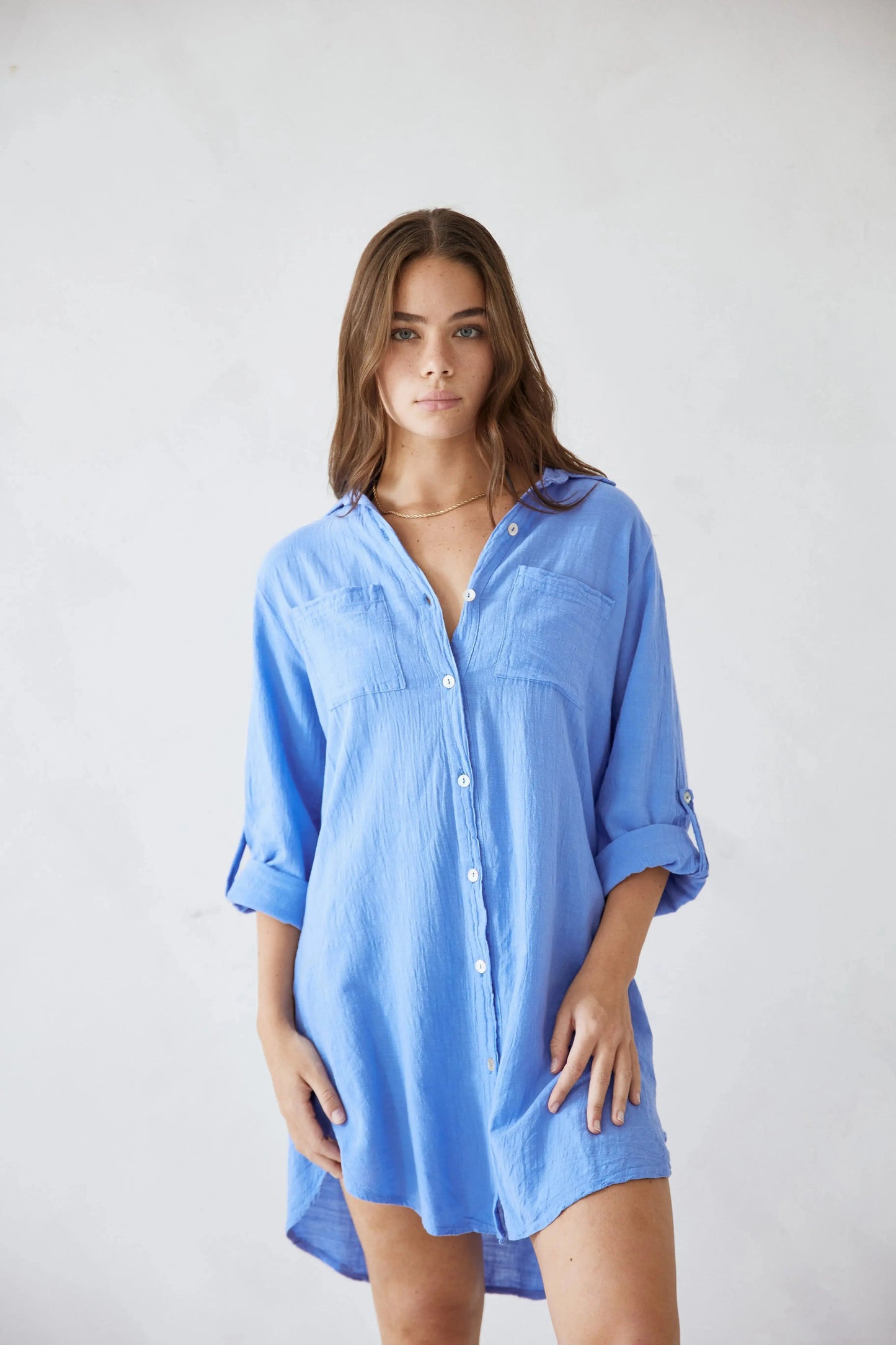 Capucine - Chemise en Lin Femme Oversize avec Poches Poitrine et Col Classique