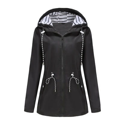 Camille - Veste Femme Imperméable pour l'Automne à Capuche Ajustée