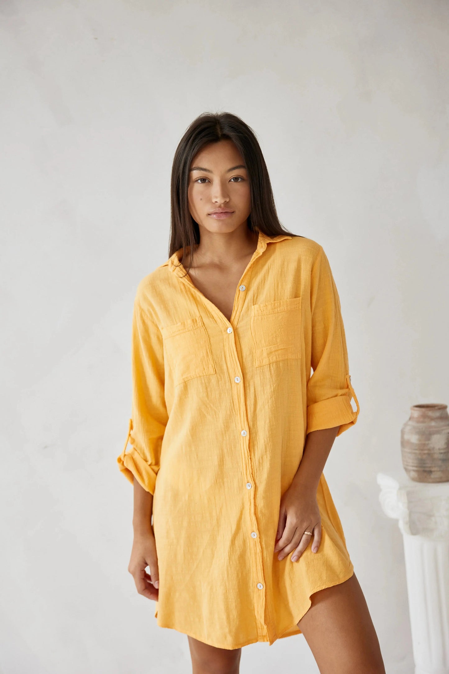Capucine - Chemise en Lin Femme Oversize avec Poches Poitrine et Col Classique