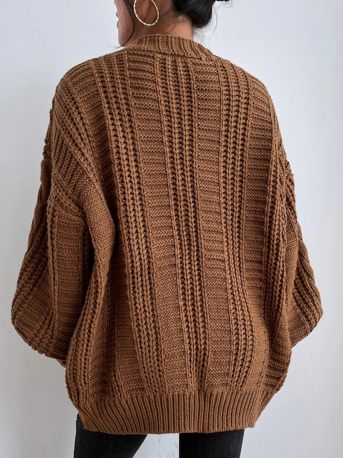 Clara - Cardigan femme oversize chaud et torsadé à col V