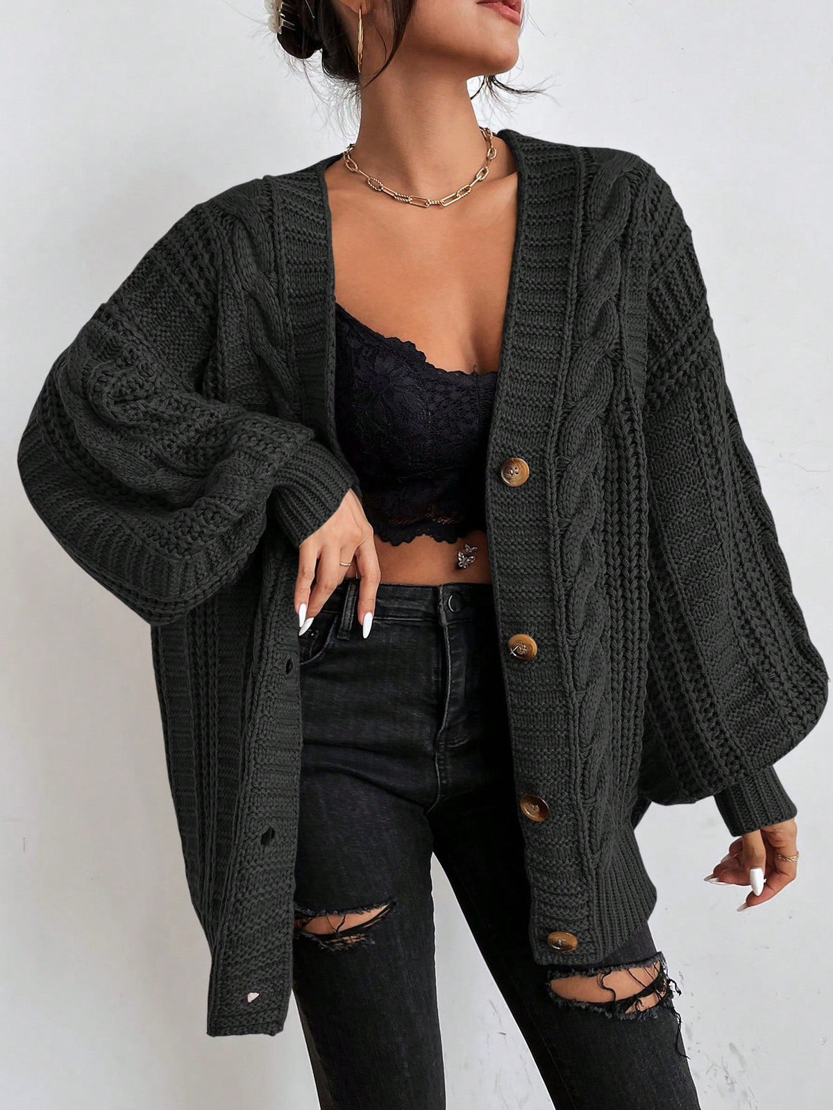 Clara - Cardigan femme oversize chaud et torsadé à col V