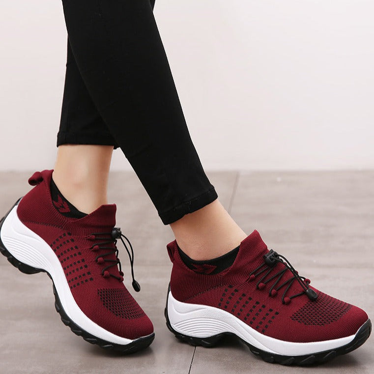 Inès - Baskets Orthopédiques Femme Tendance avec Semelle Compensée et Maintien Renforcé