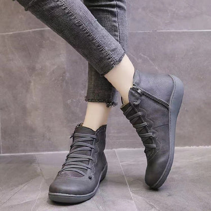 Inès - Bottines Orthopédiques Femme pour l'Automne à Lacets Zippées