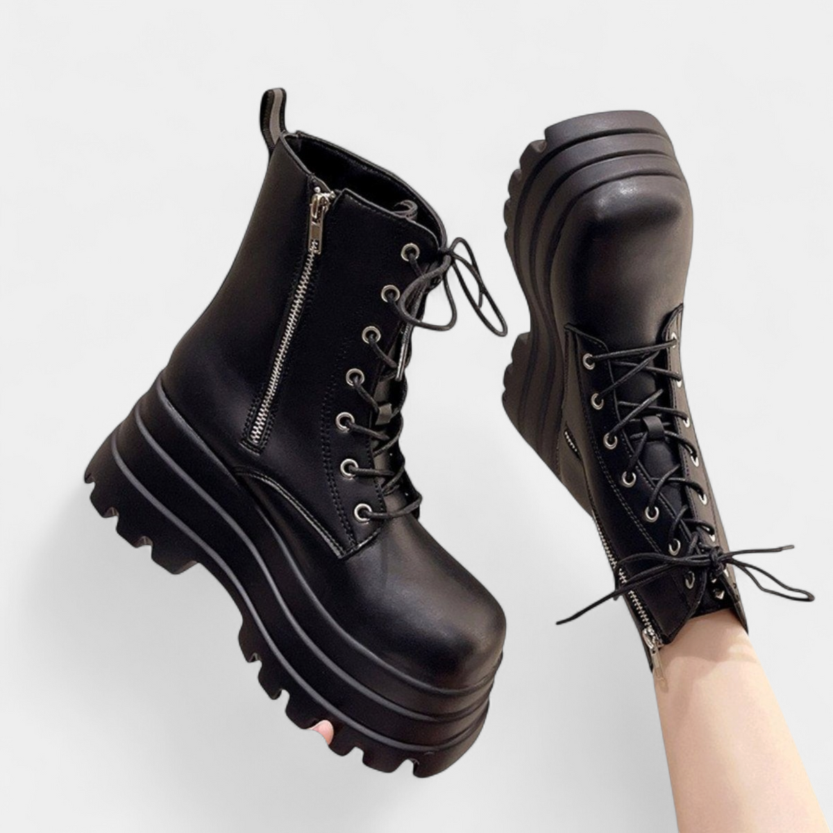 Jade - Bottines femme rangers à lacets et plateforme épaisse crantée