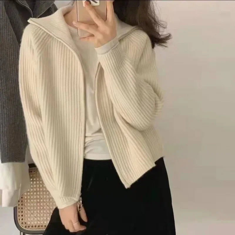Louise - Gilet Femme Maille en Laine Style Zippé pour l'Automne avec Col Montant