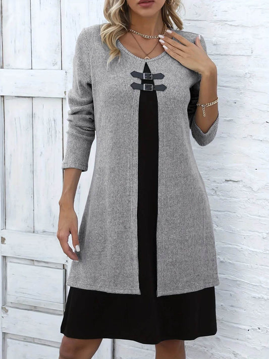 Zoé - Robe pull femme midi droite et chic à manches longues col V