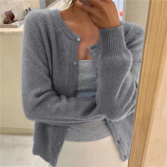 Élise - Gilet Femme en Maille Douce avec Col Rond et Boutonnage Fin