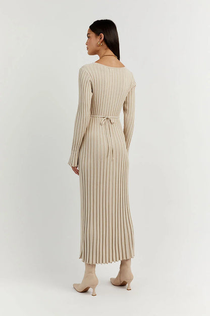 Élise - Robe pull femme longue col V côtelée avec manches longues et coupe évasée