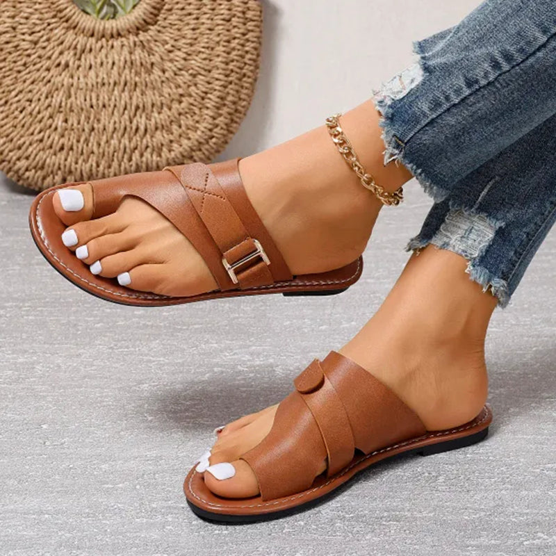 Élise - Sandales Orthopédiques Plates Femme Chic avec Boucle et Anneau Orteil