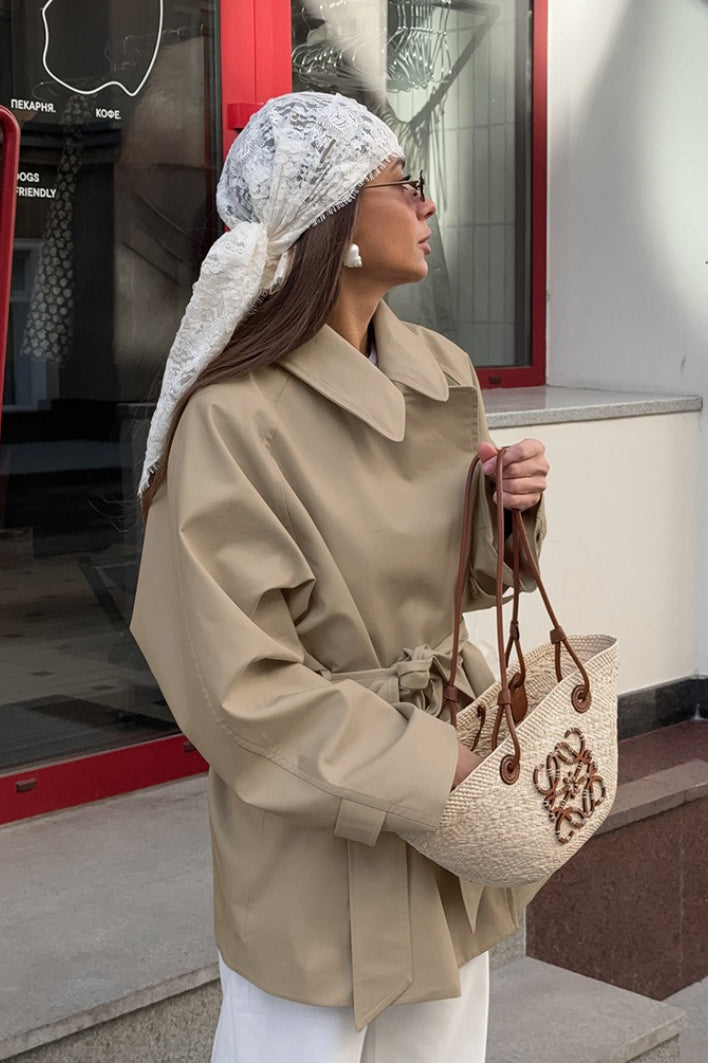 Élise - Trench Femme Court d'Automne avec Ceinture et Col Cranté